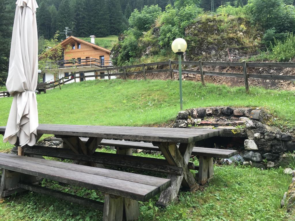 Ciasa Sot Croze Daire Pozza di Fassa Dış mekan fotoğraf