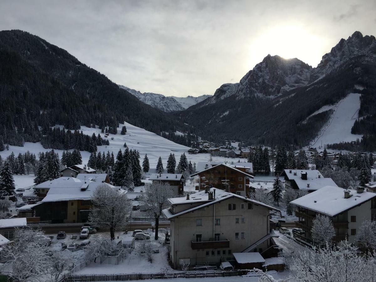 Ciasa Sot Croze Daire Pozza di Fassa Dış mekan fotoğraf